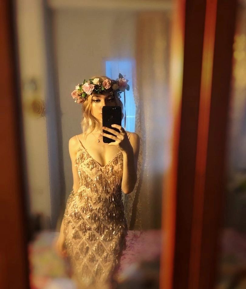 Надя привлекальеная девушка из Зеленогорска цена от 3000 руб