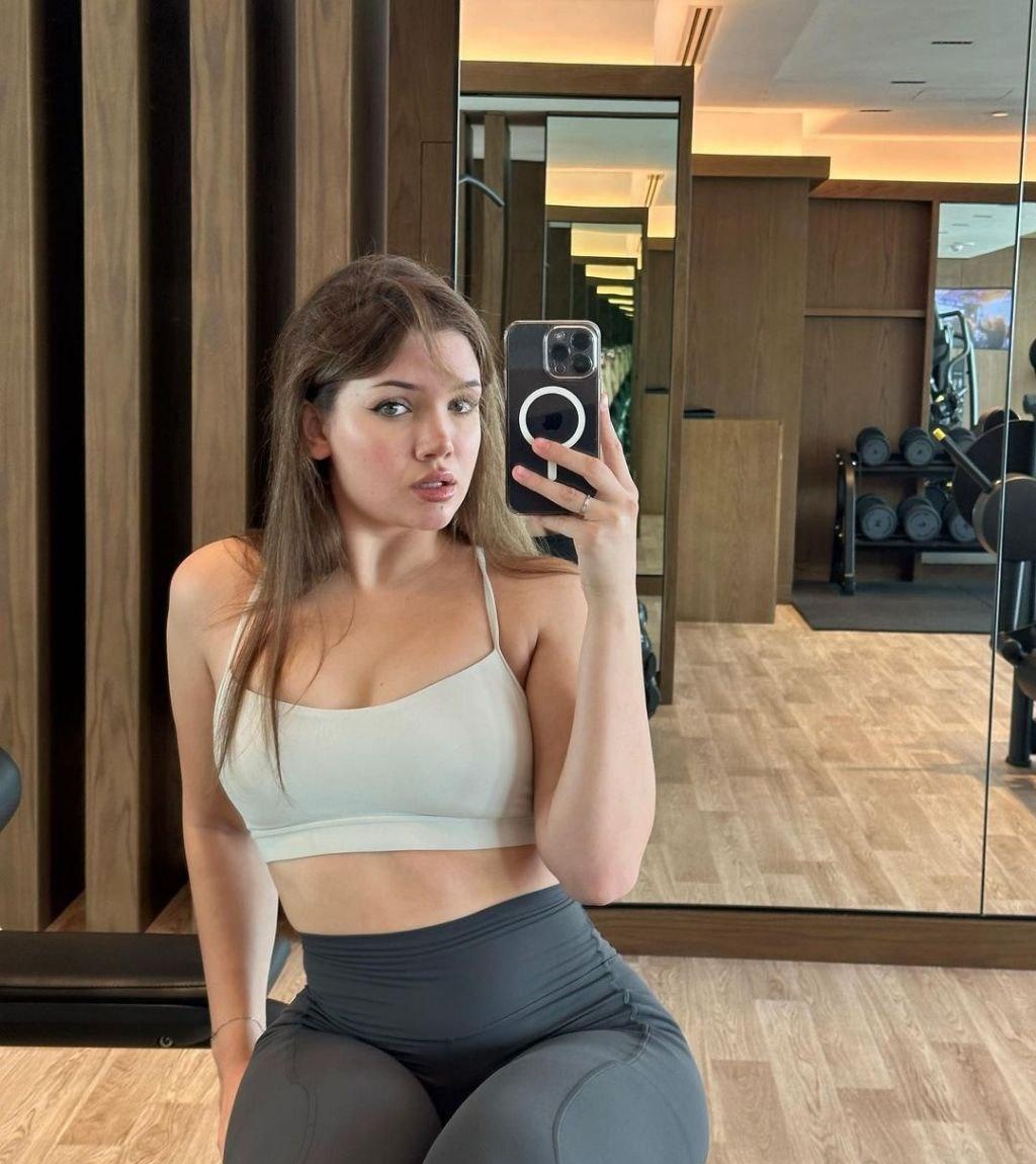 Катька привлекальеная девушка из Зеленогорска цена от 6000 руб