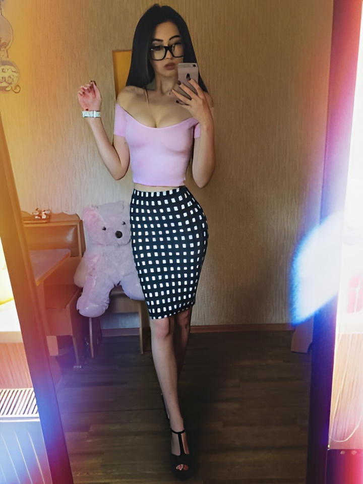 Индивидуалка Зоя, доступна для личного знакомства от 10000 руб