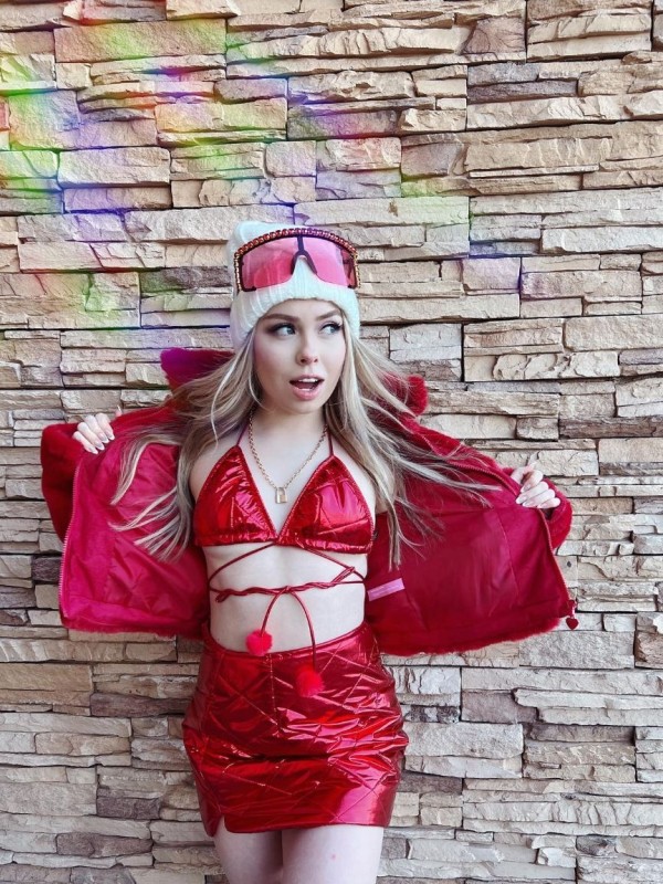 Лизок привлекательная девушка из Зеленогорска цена от 5000 руб