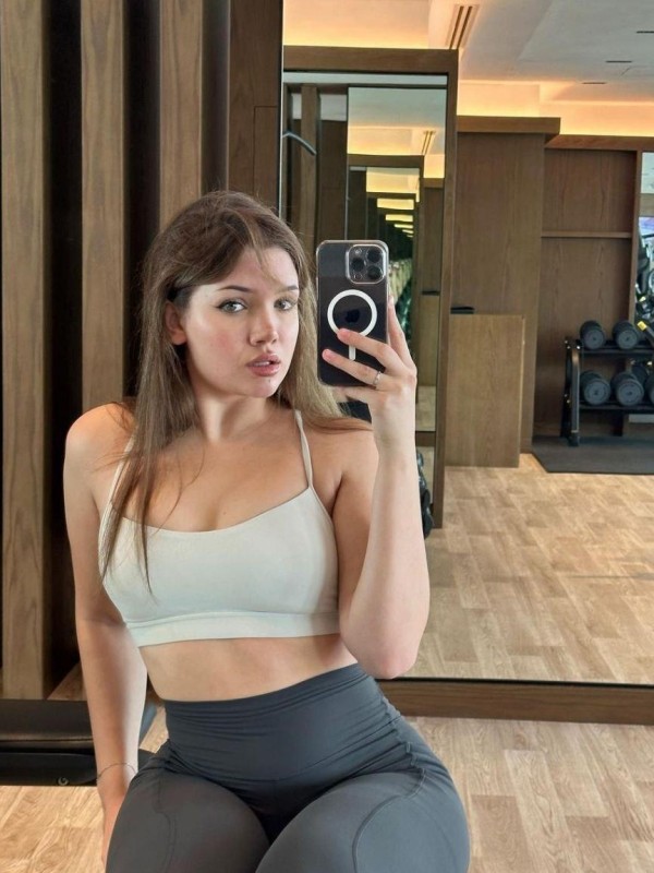 Катька привлекательная девушка из Зеленогорска цена от 6000 руб